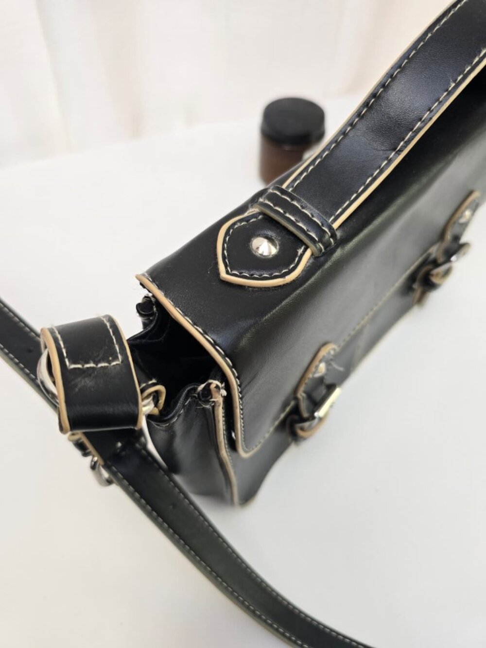 TOPSHOP Black Leather Satchel Bag – Adjustable Strap & Buckle Detail - Picture 8 of 17